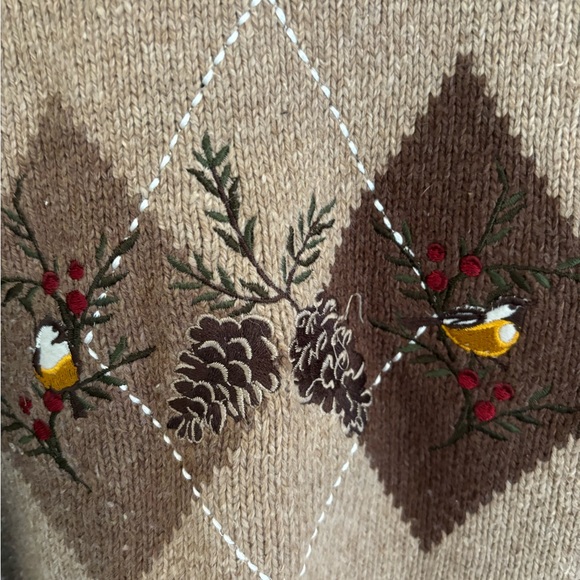 Croft and Barrow light brown sweater with argyle pattern front zipper XL - Picture 3 of 3